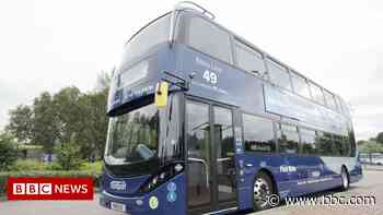 Covid: Nottingham City Transport driver shortage sees bus services cut - BBC News