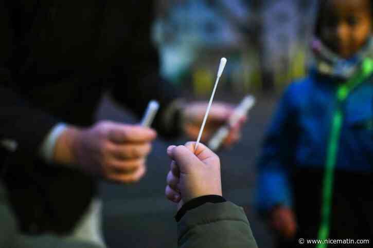 "Même s’il est positif à la Covid-19, je mens et je le mets à l’école": ces mamans qui vont tricher pour aller bosser