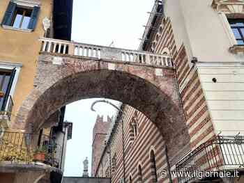 Piazza Erbe a Verona e il mistero dell’arco della costa - il Giornale