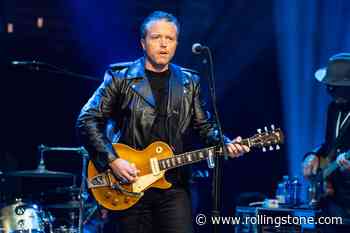 Jason Isbell Tests Positive for Covid, Postpones Shows