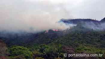 Continua o incêndio florestal de grande proporção em Santo Amaro da Imperatriz - Portal da Ilha Digital