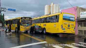Ônibus tenta desviar de escada e bate de frente com carro em Jundiaí - Tribuna de Jundiaí