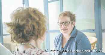 Kronenkreuz für die Mitarbeitenden der Stiftung kreuznacher diakonie in Neunkirchen - Saarbrücker Zeitung