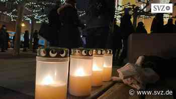 Gegen-Protest in Wittenberge: Ein Zeichen für die Menschlichkeit | svz.de - svz – Schweriner Volkszeitung