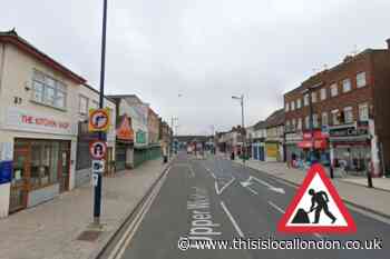 Welling gas works divert buses and close roads - full details