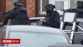 Armed stand-off forcing Coventry businesses to close doors