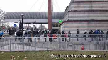 Modena. Fine isolamento, assalto alle farmacie «Sblocco pass, rischio tempi lunghi» - La Gazzetta di Modena