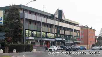 Lite in strada a Modena: parte una coltellata, un ferito grave - La Gazzetta di Modena