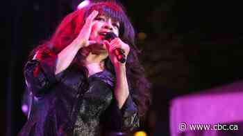 Ronettes lead singer and '60s icon Ronnie Spector dead at 78