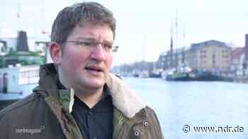 Kinder sprechen auf Corona-Demo in Stralsund - NDR.de