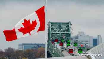 Ottawa makes last-minute reversal on vaccine mandate for truckers