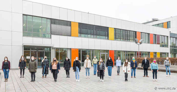 Heidelberg:  Am Uniklinikum starten die Hebammen-Studentinnen