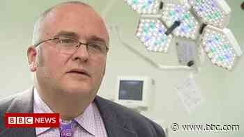 Liver-branding surgeon Simon Bramhall struck off medical register - BBC News