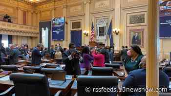 Virginia lawmakers meet in newly-divided General Assembly session