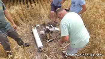 Insólito hallazgo en Buenos Aires: cosechaban trigo y encontraron en el medio del campo un cohete espacial - Diario El Esquiu