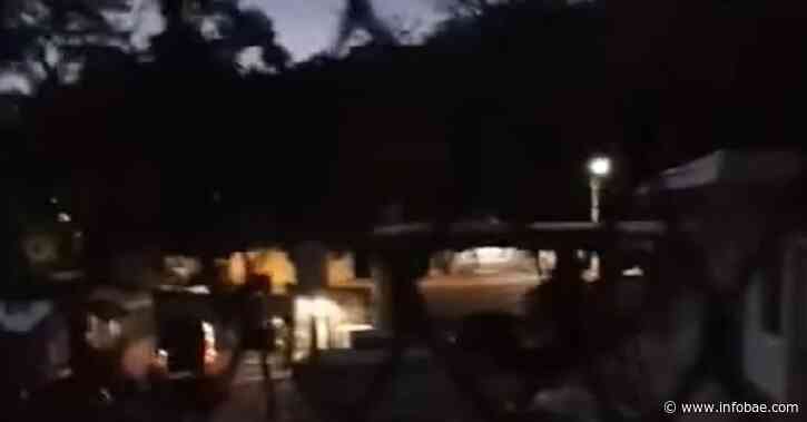 Video: sicarios balacearon base de Policías de San Luis Potosí en Tamasopo y asesinaron a un agente - infobae