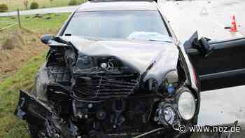 Mercedes stößt mit Lastzug zusammen: Fahrer aus Bohmte verletzt - noz.de - Neue Osnabrücker Zeitung