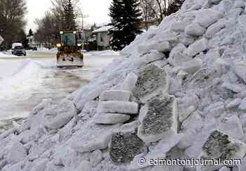 Edmonton weather: Freezing rain leading to slick roads and multiple collisions in and around the city