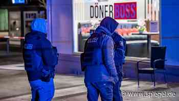 Nordrhein-Westfalen: Raubüberfall auf Dönerimbiss – Polizei schießt Mann an - DER SPIEGEL