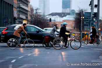Cycling To Work Is Status-Enhancing But Increases Social Inequality, Finds German Study - Forbes