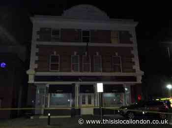 Whitehart Restaurant Erith damaged after deep fat fryer fire