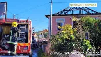 Incêndio desaloja casal idoso em Poiares (com vídeos) - Notícias de Coimbra