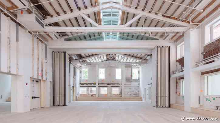 CO Adaptive Architecture converts Gowanus foundry into flexible theatre spaces