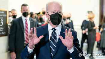 Biden calls on employers to mandate vaccines despite Supreme Court ruling