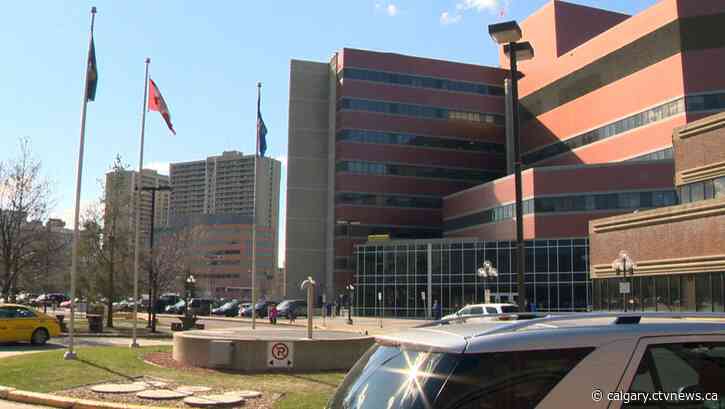 AHS seeks third party to handle food services at Alberta hospitals