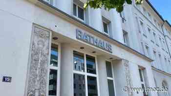 Bombendrohung: Rathaus in Rathenow geräumt – zum fünften Mal seit 2019 - moz.de