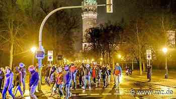 Weniger Teilnehmer bei Corona-Demonstration in Wittenberg - Mitteldeutsche Zeitung