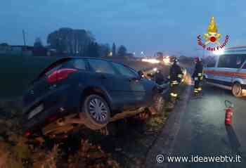 Auto contro guard rail a Fossano: ferito il conducente - www.ideawebtv.it - Quotidiano on line della provincia di Cuneo - IdeaWebTv