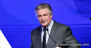 Alec Baldwin Turns Over His Phone in ‘Rust’ Investigation, Lawyer Says