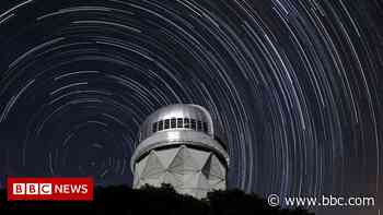 Durham University fibre-optics help largest 3D map of Universe - BBC News