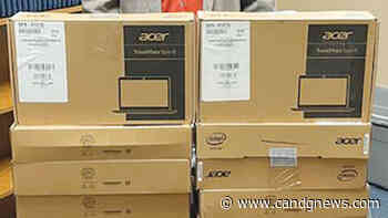 St. Clair Shores students receive donated computers thanks to foundation - C&G Newspapers