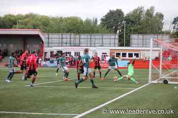 Angus extends his stay at Wrexham - The Leader