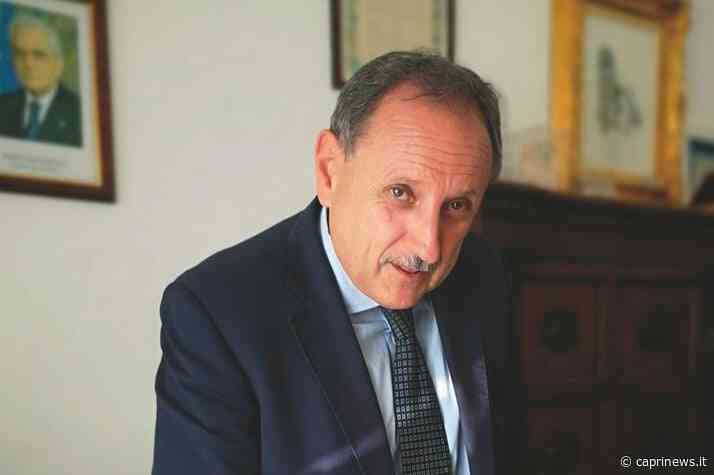 Il Sindaco di Capri: "Il nemico è il Covid, non chi lo combatte. Solidarietà a D'Orazi vittima di insulti inaccettabili. Basta esacerbare il dibattito con offese o diffusioni di dati e informazioni non vere: continuiamo a vaccinarci" - Capri