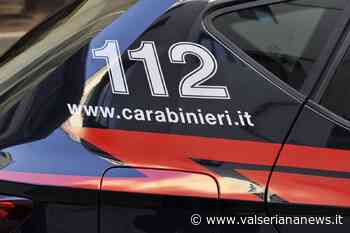 Lancia bottiglia e sasso contro i carabinieri, arrestato 20enne a Clusone - Valseriana News