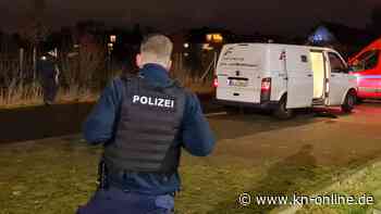 Geldtransporter überfallen und Fahrer mit Reizgas attackiert - Fahndung nach Tätern