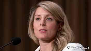 Foreign Affairs Minister Mélanie Joly to visit Ukraine as it faces threat of Russian invasion