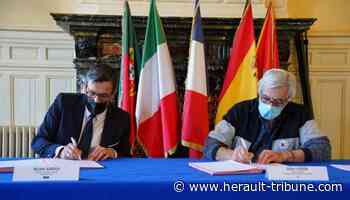 Frontignan : la ville signe un partenariat entre le Secours populaire et le CCAS - Hérault-Tribune