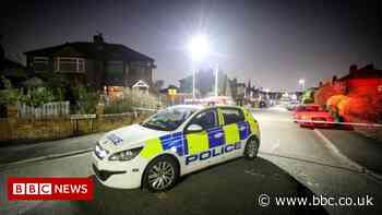 Salford men jailed for 'heinous' car and machete killing - BBC News