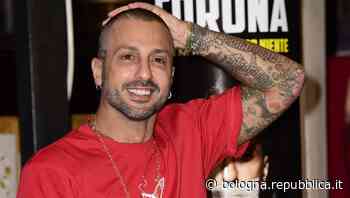 Modena, Fabrizio Corona coinvolto in incidente sull'A1: illeso - La Repubblica