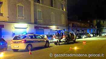 Modena, ubriaco al volante investe due pedoni e causa incidente - La Gazzetta di Modena