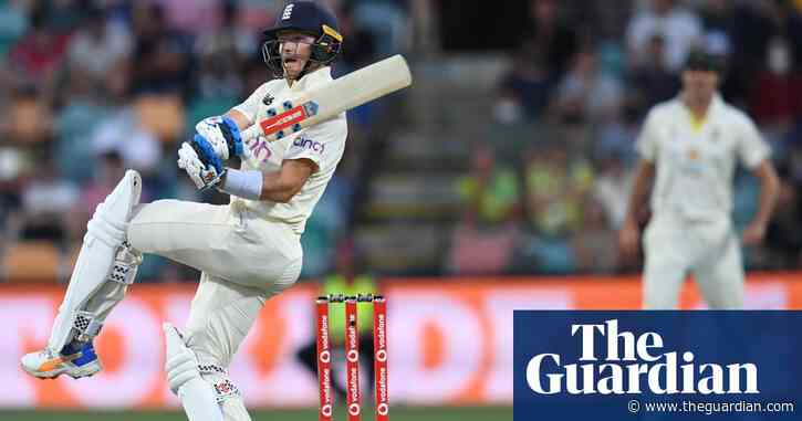 'I absolutely loved it': Sam Billings upbeat about batting debut despite England struggle – video