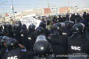 Encapsula a manifestantes de Michoacán en eje central y calle de Tacuba - UnomásUno