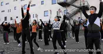Zeichen gegen Gewalt an Frauen: Mit Video: „One Billion Rising“ am Kothen - Wuppertaler-Rundschau.de