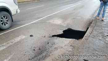 Sinkhole causes traffic disruption in Lethbridge Thursday morning - Lethbridge News Now