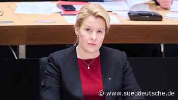 Konjunktur - Berlin - Giffey: Enge wirtschaftliche Zusammenarbeit mit Brandenburg - Wirtschaft - SZ.de - Süddeutsche Zeitung