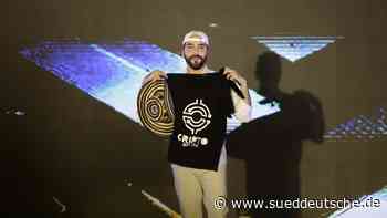 Bitcoin: El Salvador droht Millionenverlust mit Bitcoin-Geschäft - Süddeutsche Zeitung - SZ.de